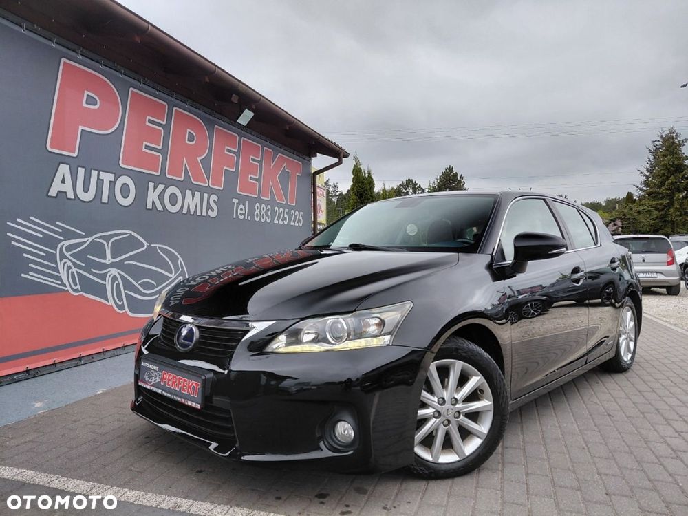 Lexus CT - 1