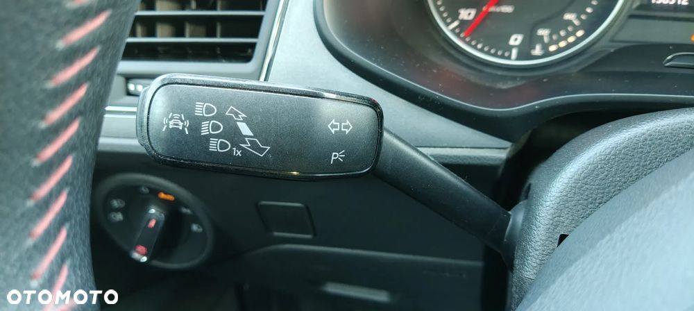 Seat Leon 2.0 TDI DPF DSG Xcellence - 5