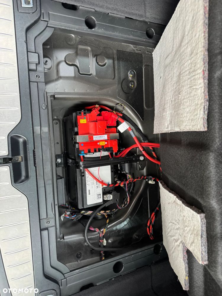 BMW Seria 5 525d xDrive - 11