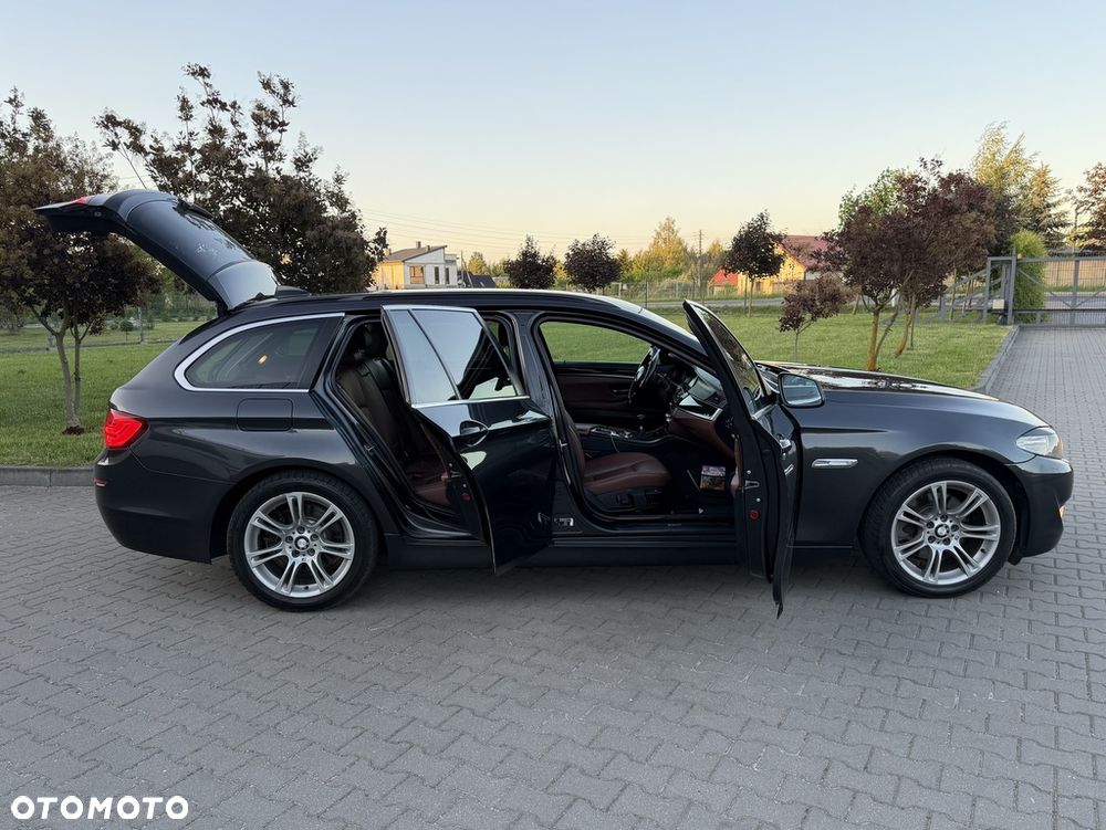 BMW Seria 5 520d Modern Line - 13