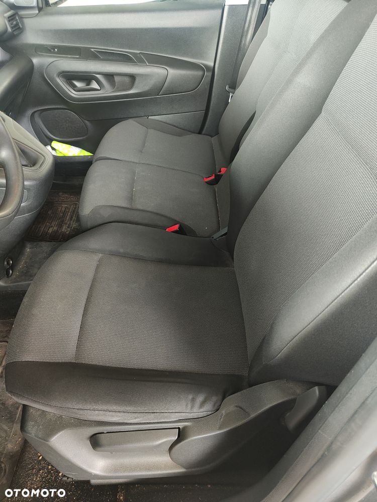Toyota Proace city - 13