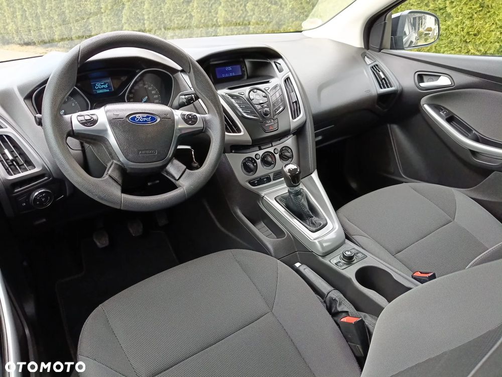 Ford Focus - 8