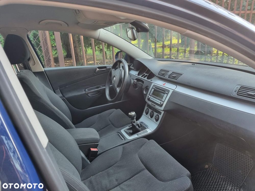 Volkswagen Passat 2.0 FSI Comfortline Tiptr - 5