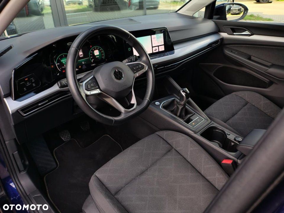 Volkswagen Golf - 17