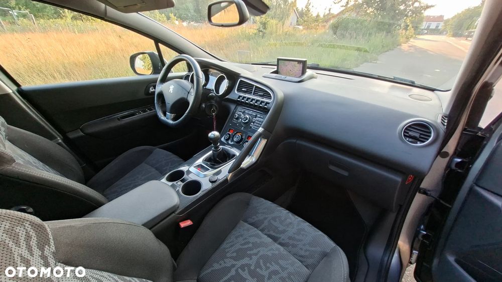 Peugeot 3008 1.6 Premium - 31