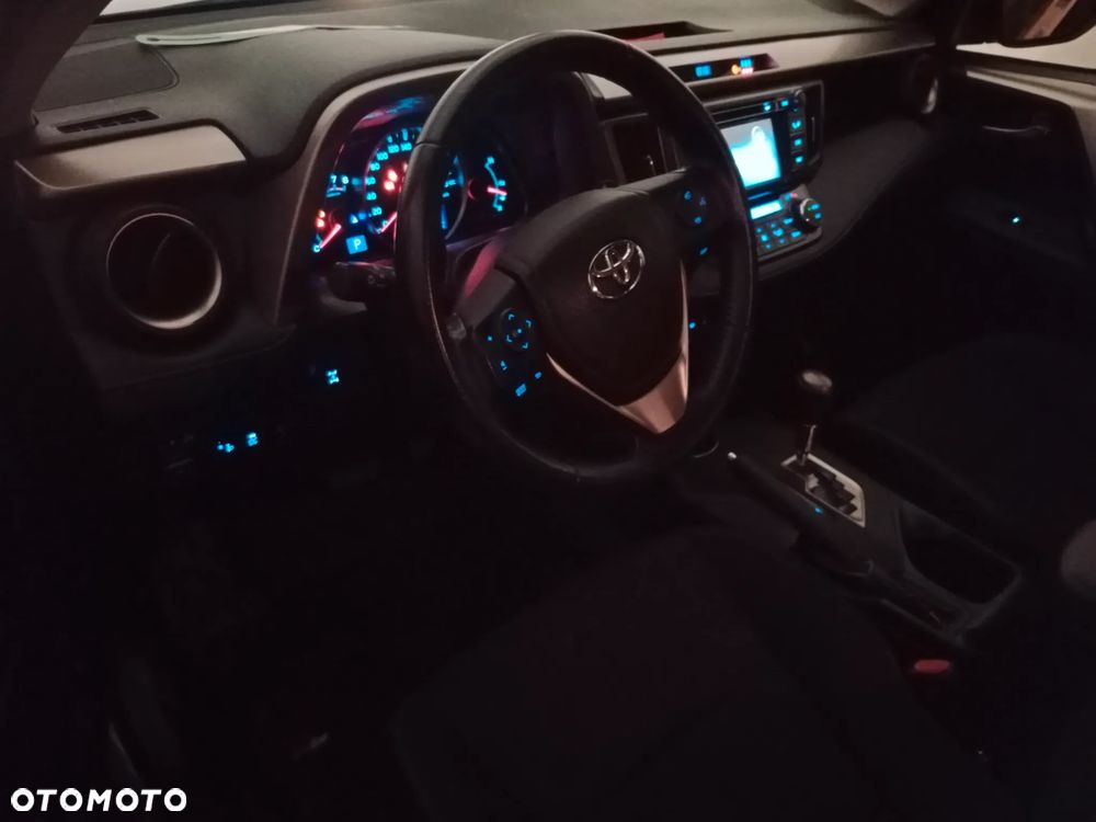 Toyota RAV4 2.0 Premium MS - 34