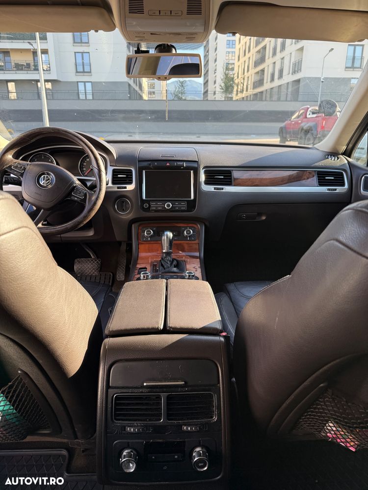 Volkswagen Touareg - 7