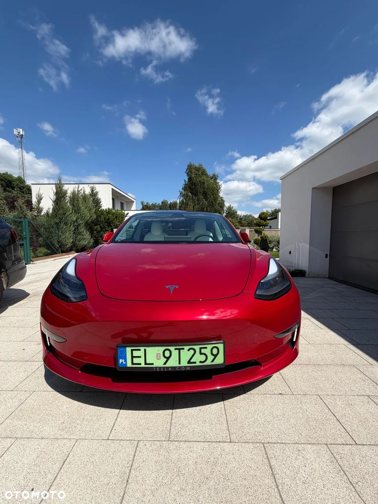 Tesla Model 3 - 7