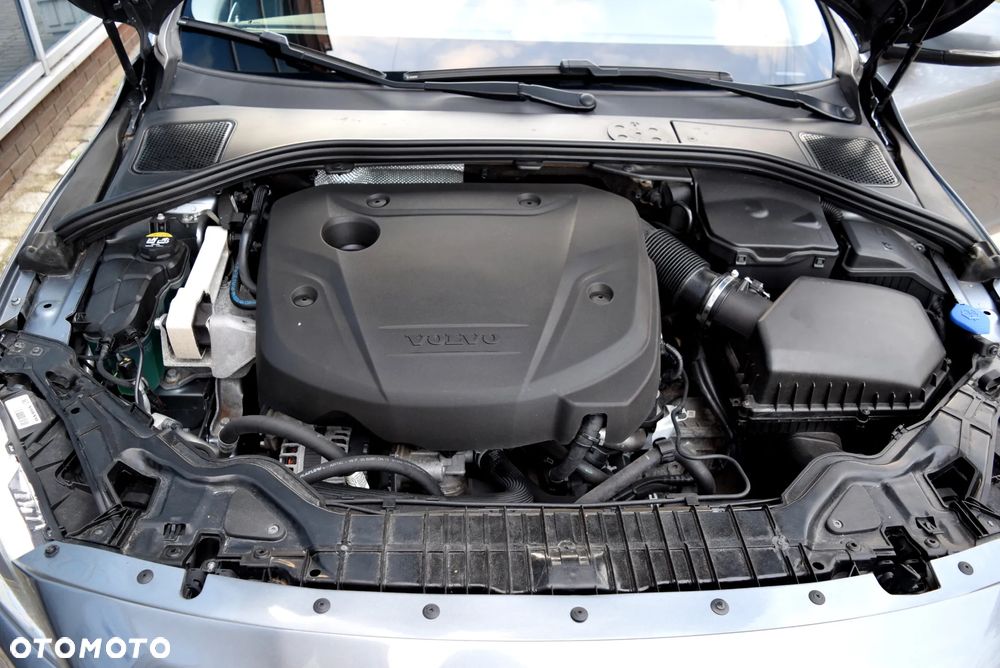 Volvo V60 D2 Drive-E Kinetic - 25
