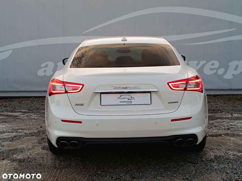 Maserati Ghibli - 15