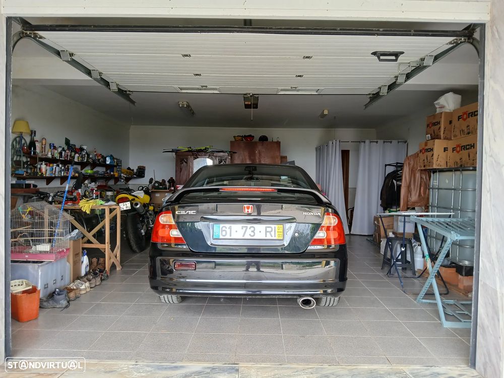 Honda Civic 1.7 ES - 3