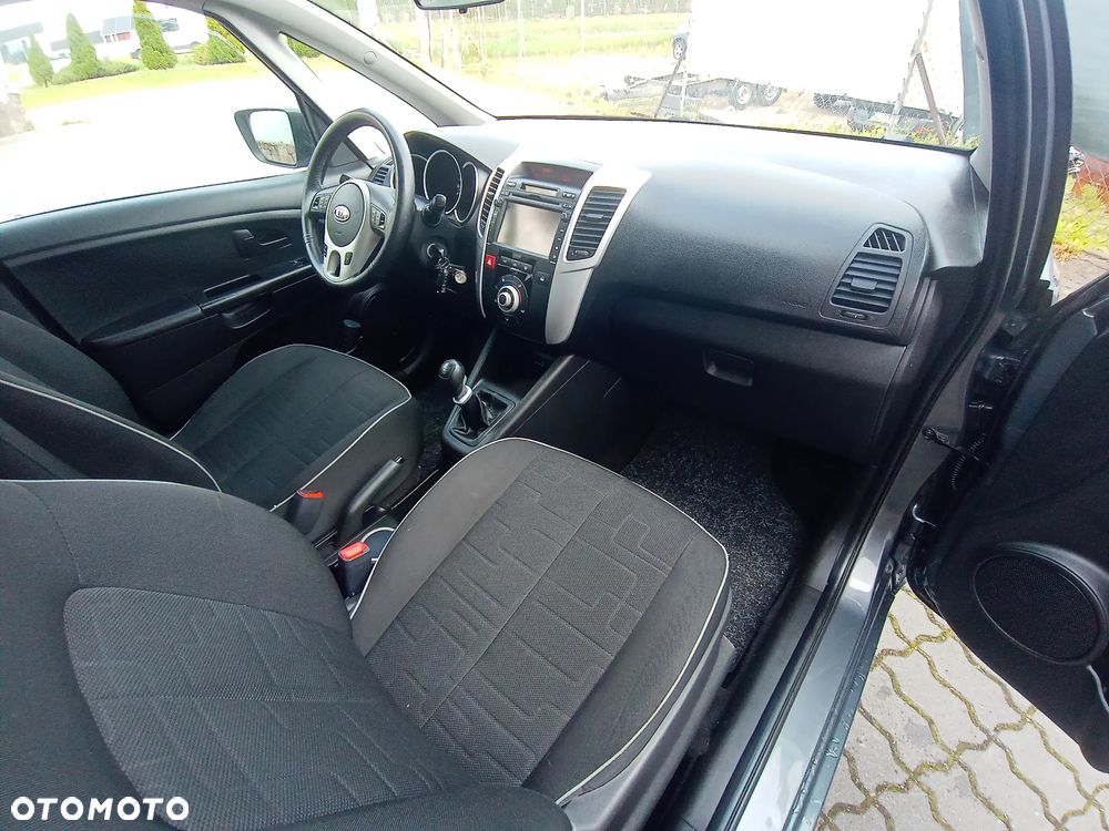Kia Venga 1.4 L - 25