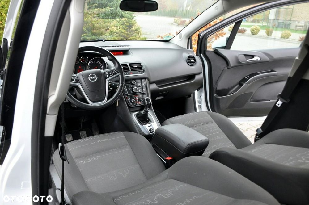 Opel Meriva - 28