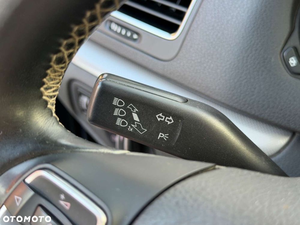 Volkswagen Sharan - 17
