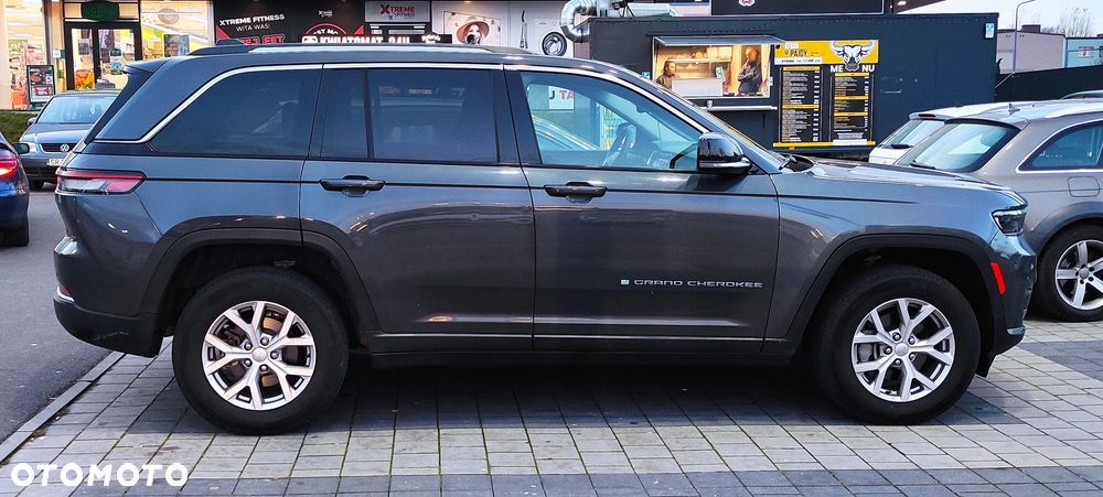 Jeep Grand Cherokee - 4