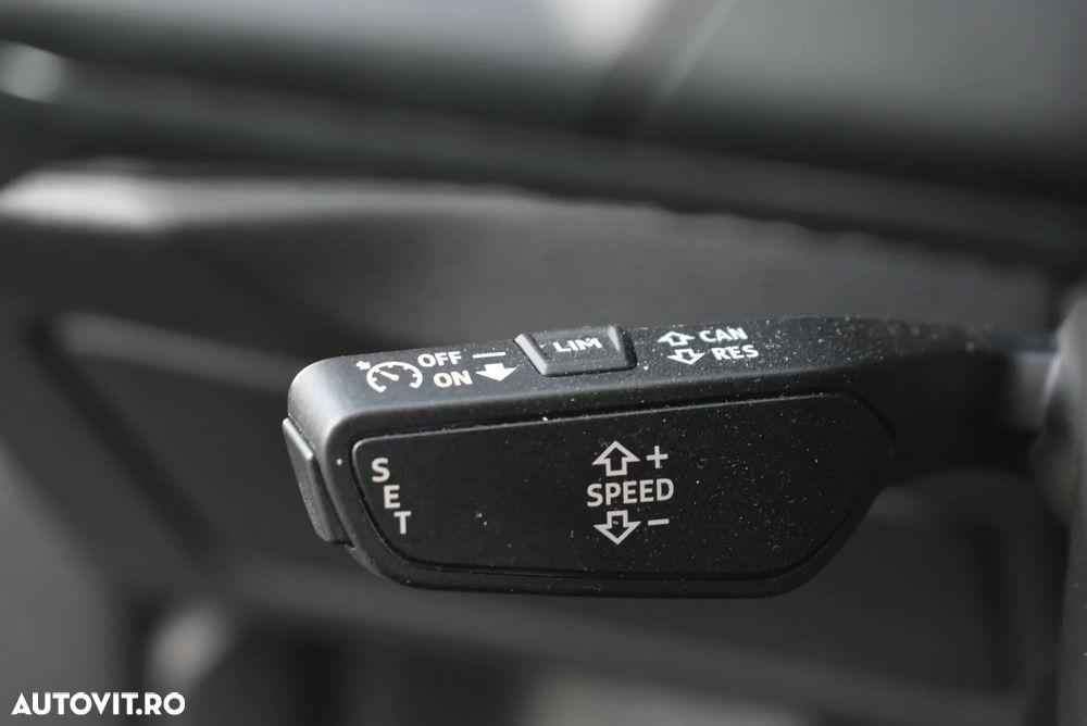 Audi Q3 2.0 40 TFSI S tronic quattro - 14