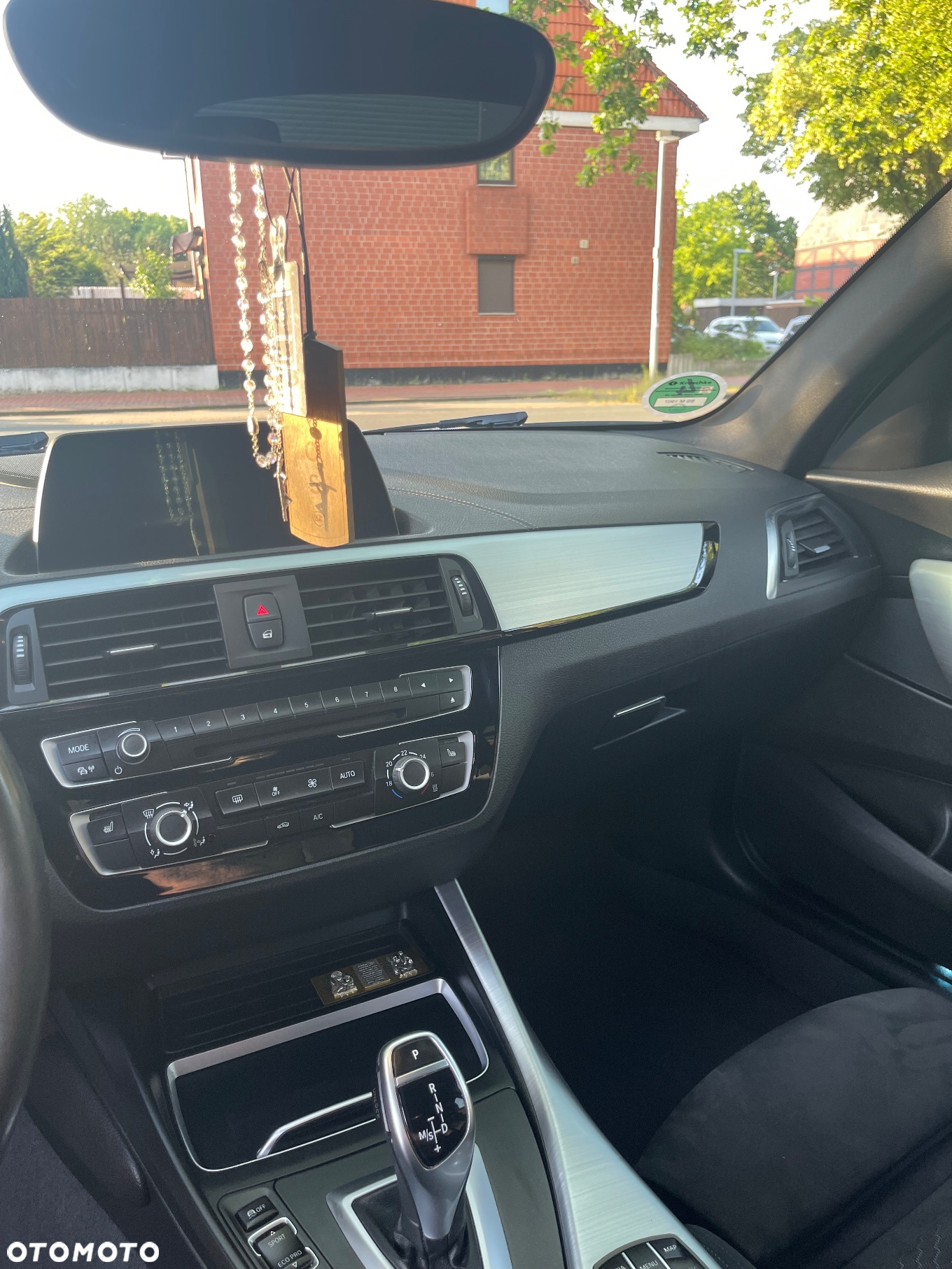 BMW Seria 1 120i Advantage sport - 18