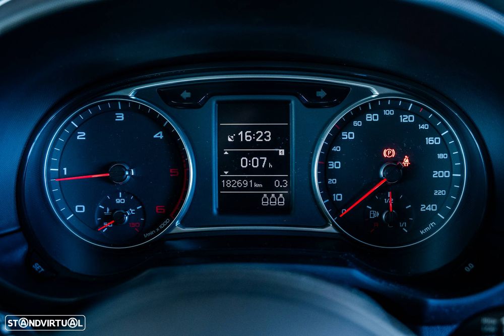 Audi A1 Sportback 1.6 TDI S-line - 16
