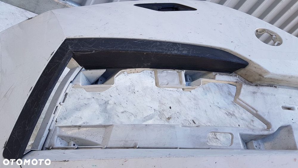 Zderzak przedni Skoda Octavia IV - 4