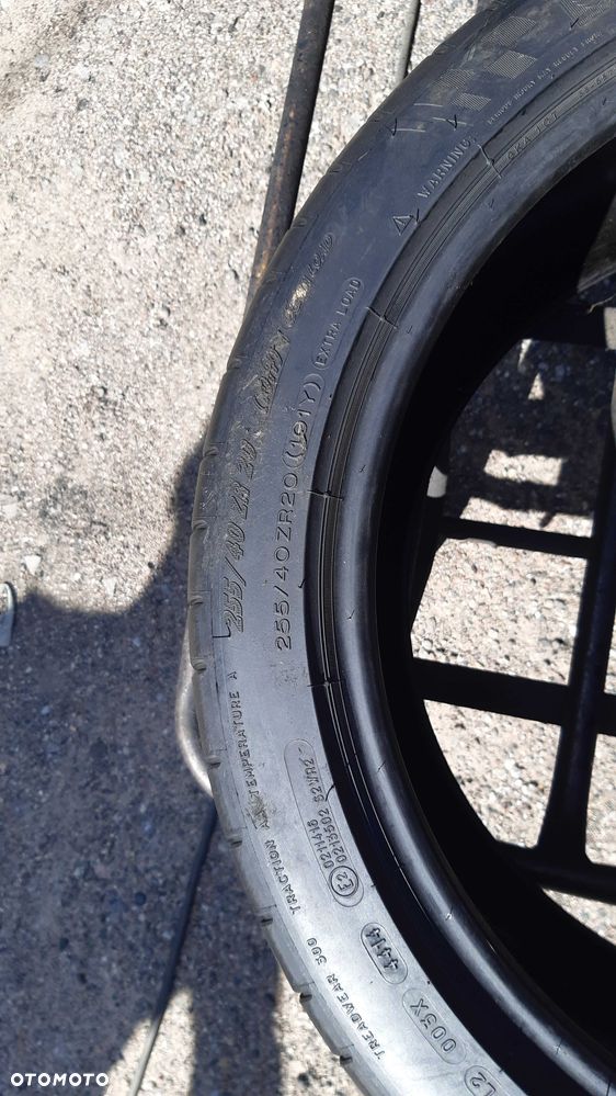 Opony letnie 255.40.20 Michelin - 3