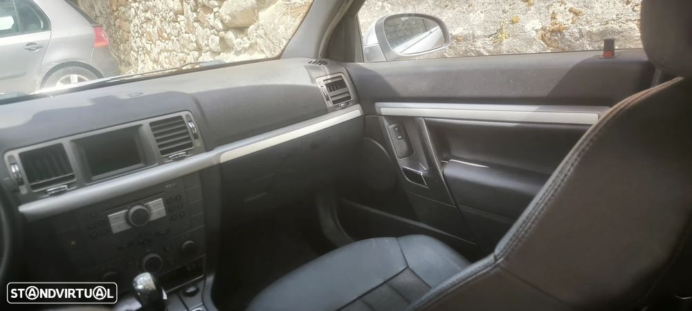 Opel Vectra Caravan 1.9 CDTi Comfort - 4