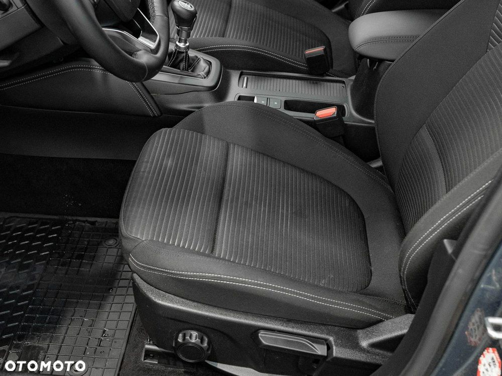 Ford Focus 1.0 EcoBoost Titanium X - 14