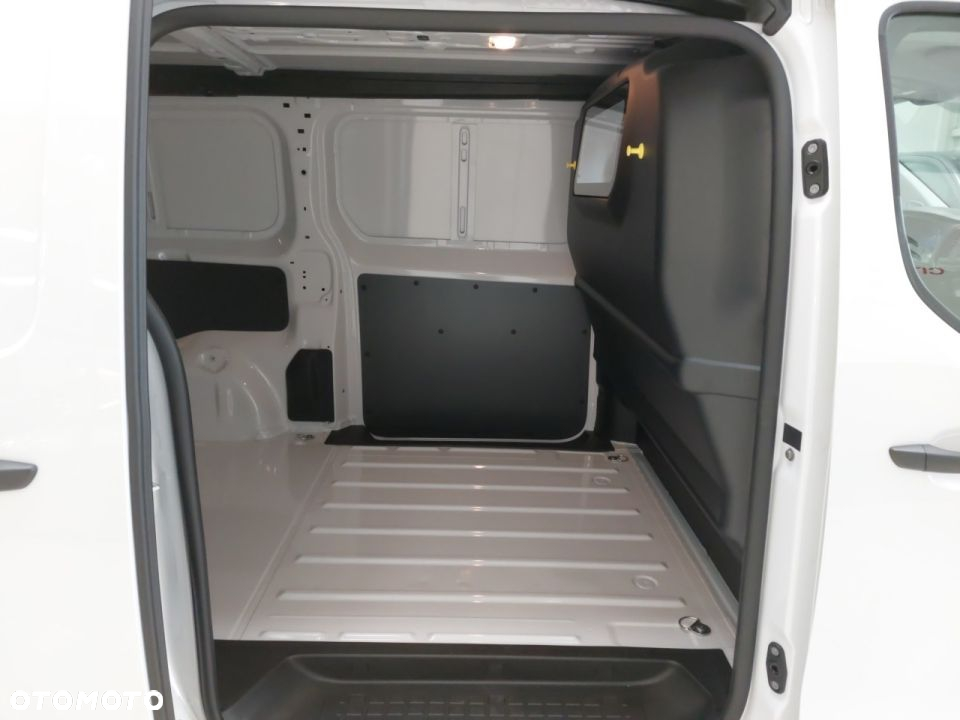 Peugeot Expert - 11