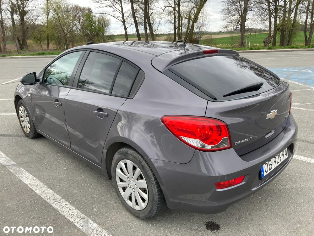 Chevrolet Cruze 1.8 LT - 7