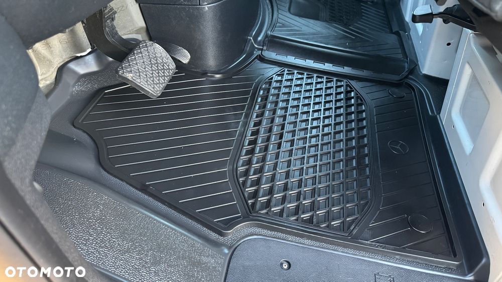 Mercedes-Benz Sprinter Salon Polska, 2.0 silnik, kontener chłodnia! Koła bliźniacze, JAK NOWY! - 33