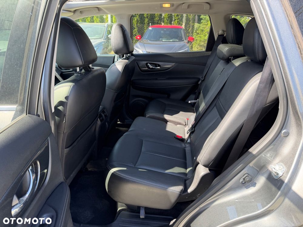 Nissan X-Trail 1.6 DIG-T Tekna - 25