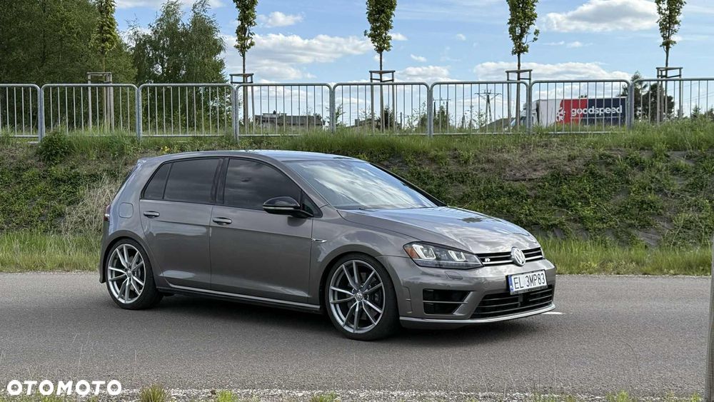 Volkswagen Golf - 7