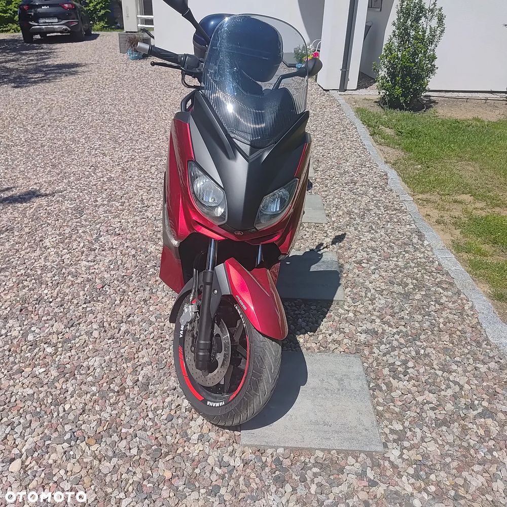 Yamaha X-max - 1