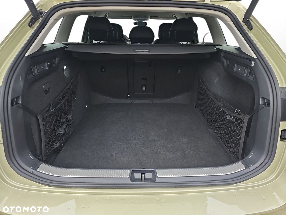 Skoda Superb 1.5 TSI mHEV L&K DSG - 20