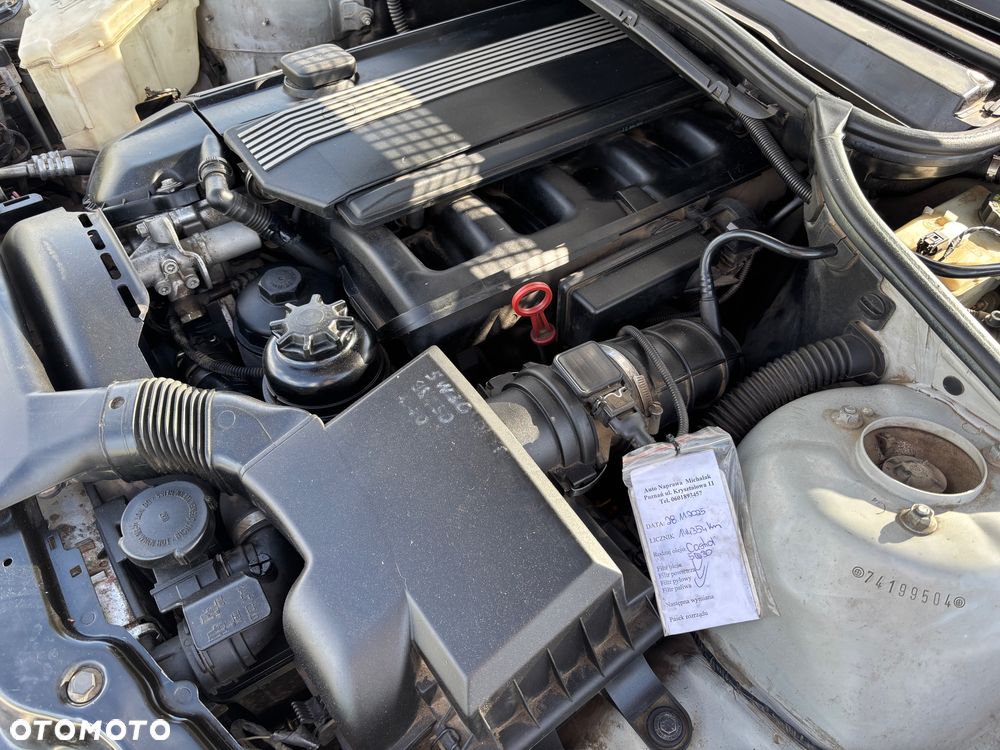 BMW Seria 3 - 36