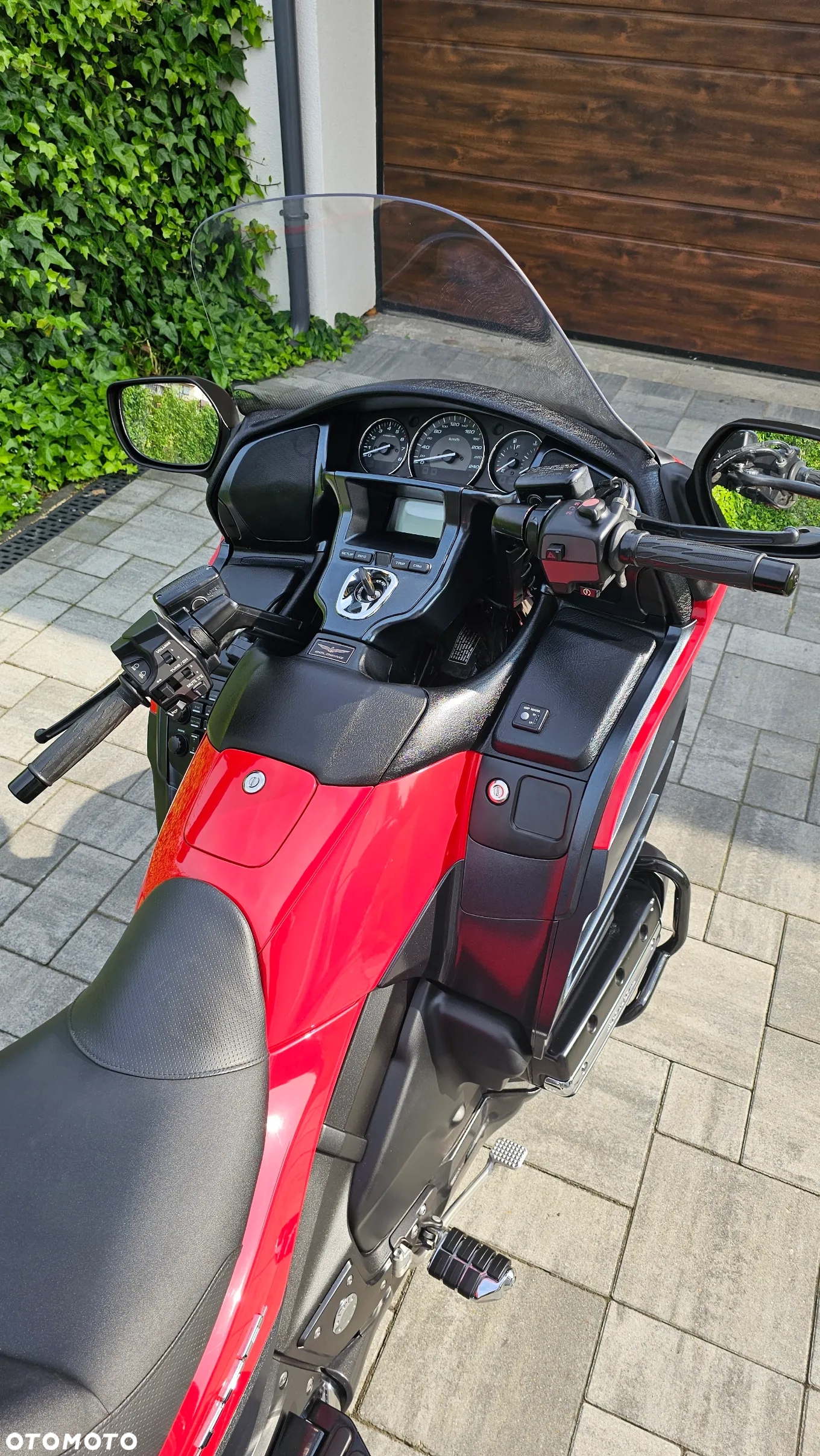 Honda GL - 10