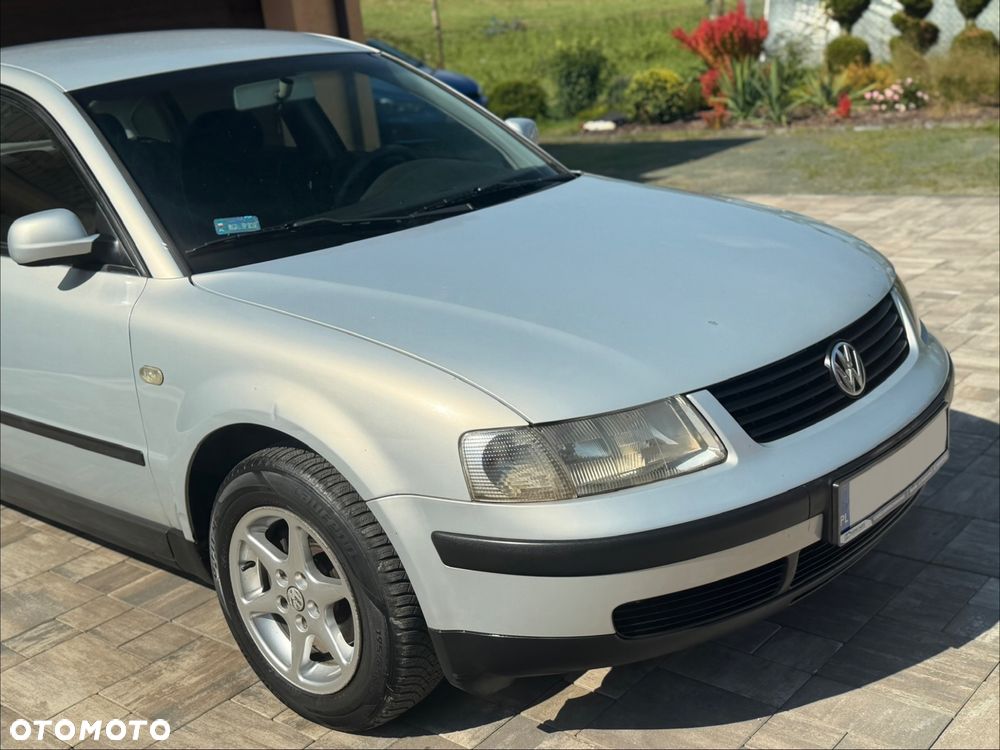 Volkswagen Passat 1.9 TDI CL - 30