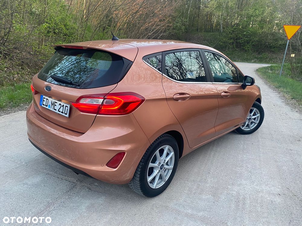 Ford Fiesta 1.0 EcoBoost S&S TITANIUM X - 2
