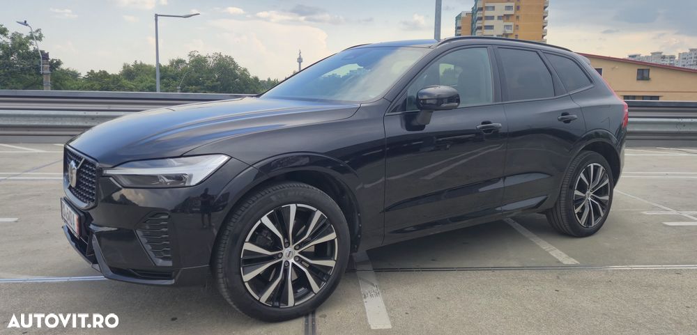 Volvo XC 60 B4 MHEV AT AWD Ultimate Dark - 21