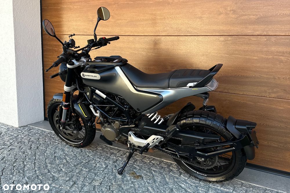 Husqvarna Svartpilen - 15