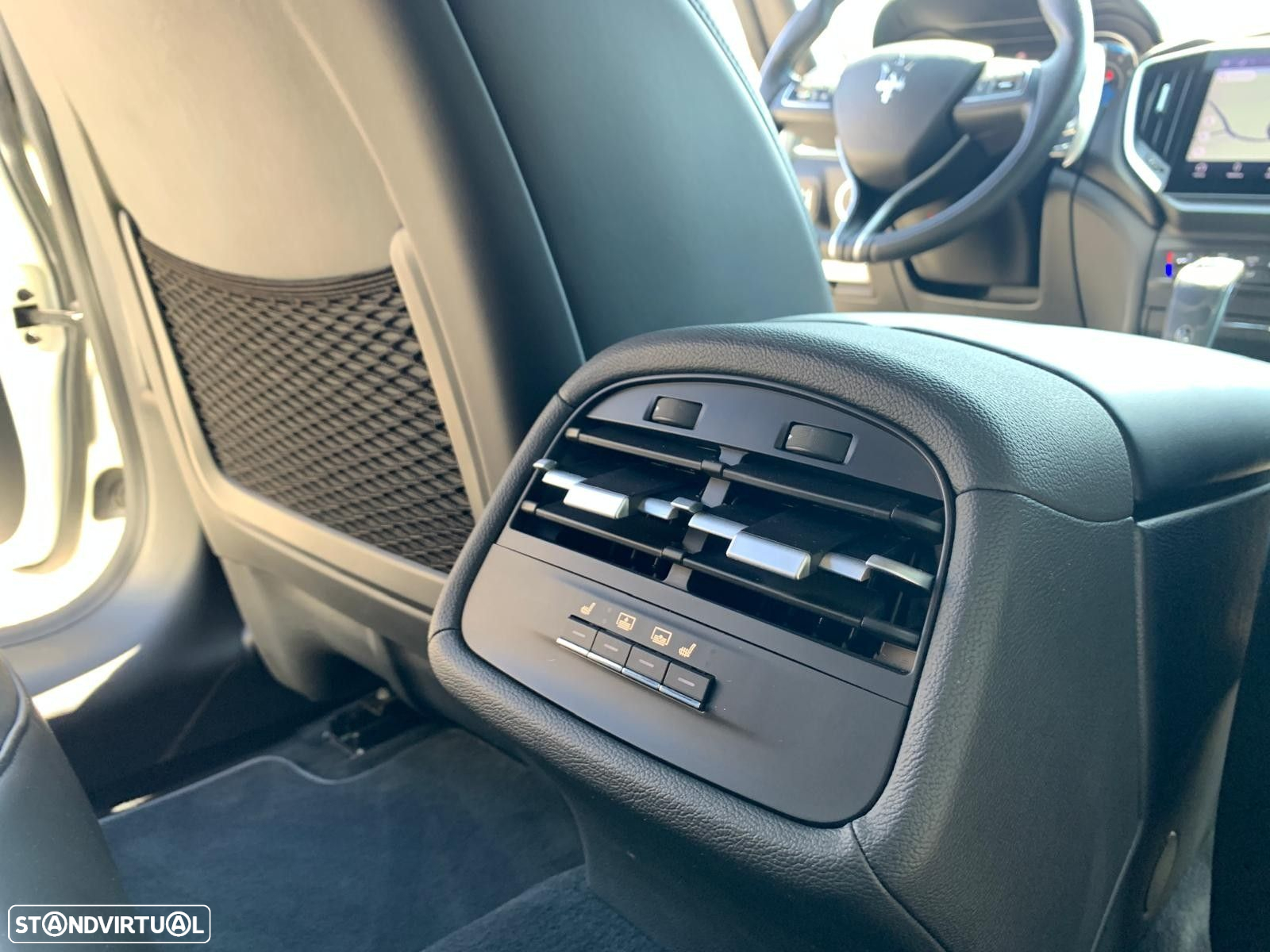 Maserati Ghibli 2.0 Executive - 19