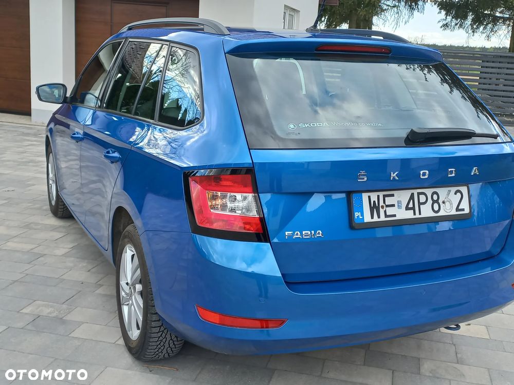 Skoda Fabia 1.0 TSI Ambition - 4