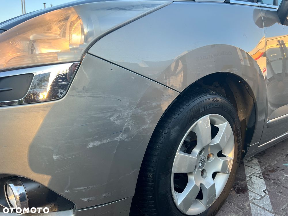 Peugeot 5008 e-HDI FAP 115 EGS6 Stop&Start Active - 13