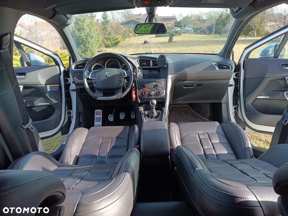 Citroën DS4 THP 200 SportChic - 16