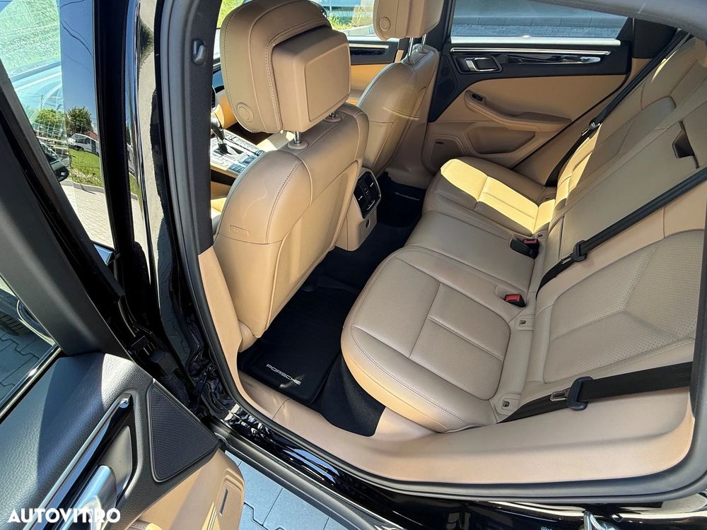 Porsche Macan - 7