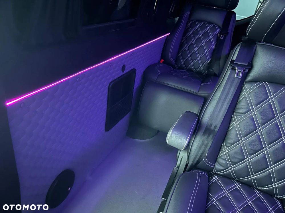 Mercedes-Benz Sprinter - 27