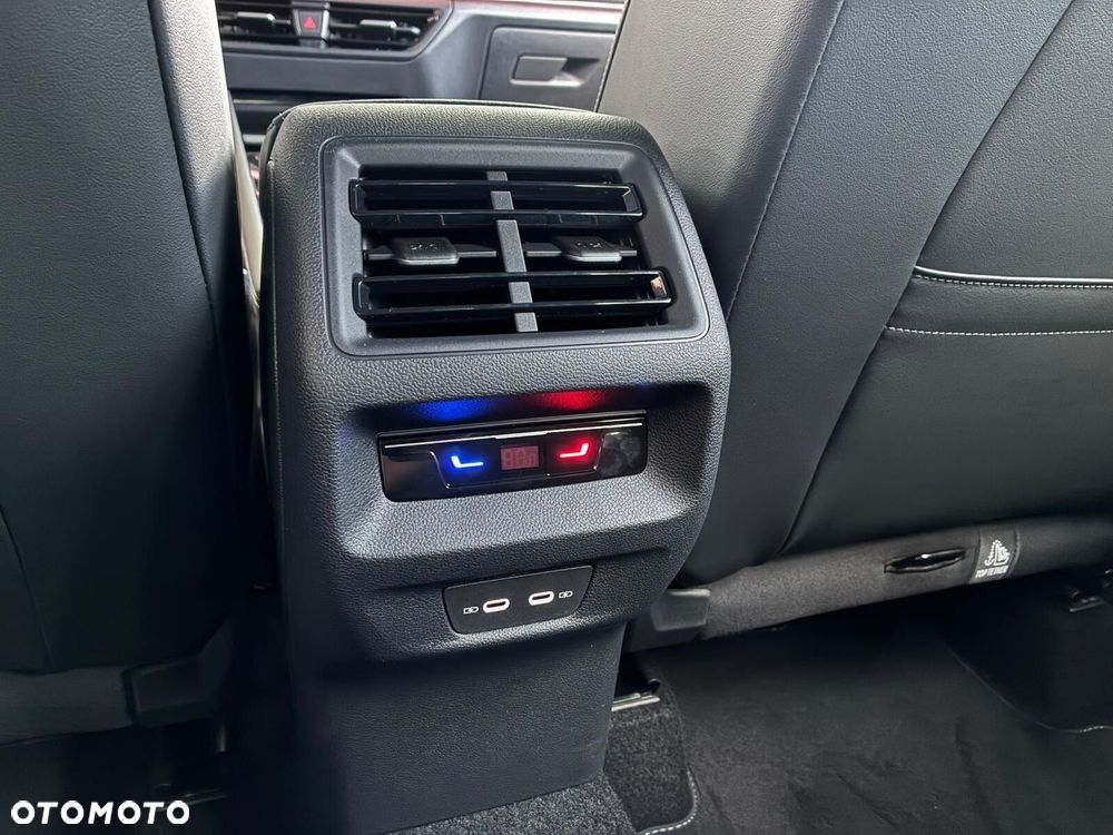 Volkswagen Tiguan - 26