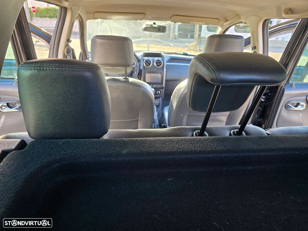 Dacia Duster TCe 125 4x2 Urban Explorer - 27