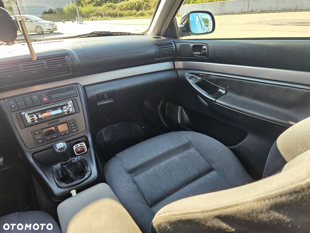 Audi A4 Limousine - 19