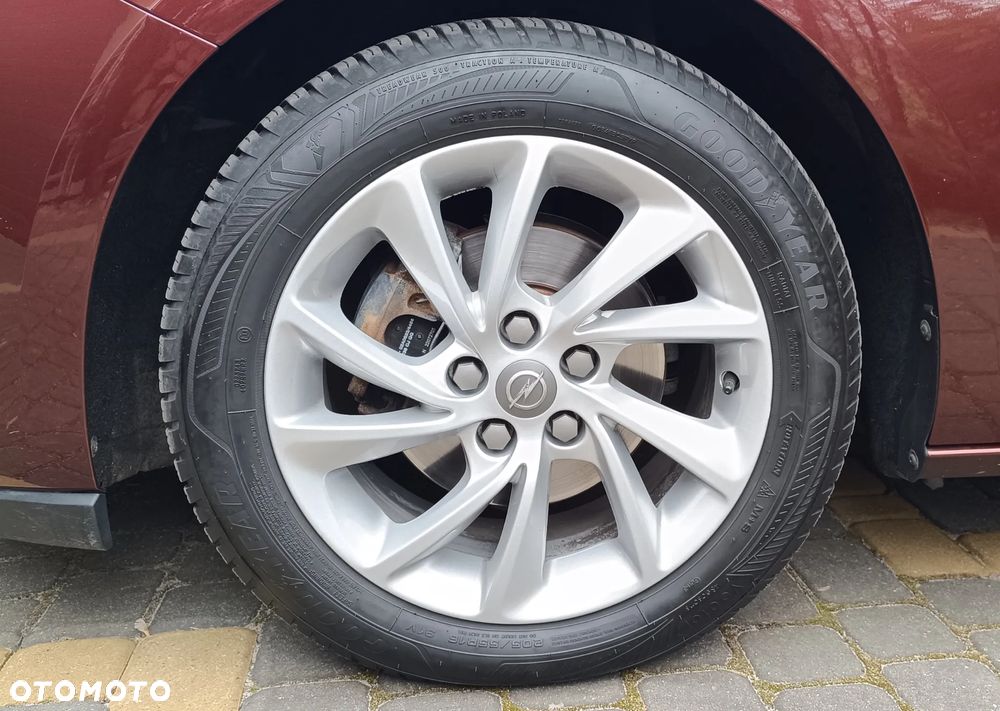 Opel Astra 1.4 T Elite - 8