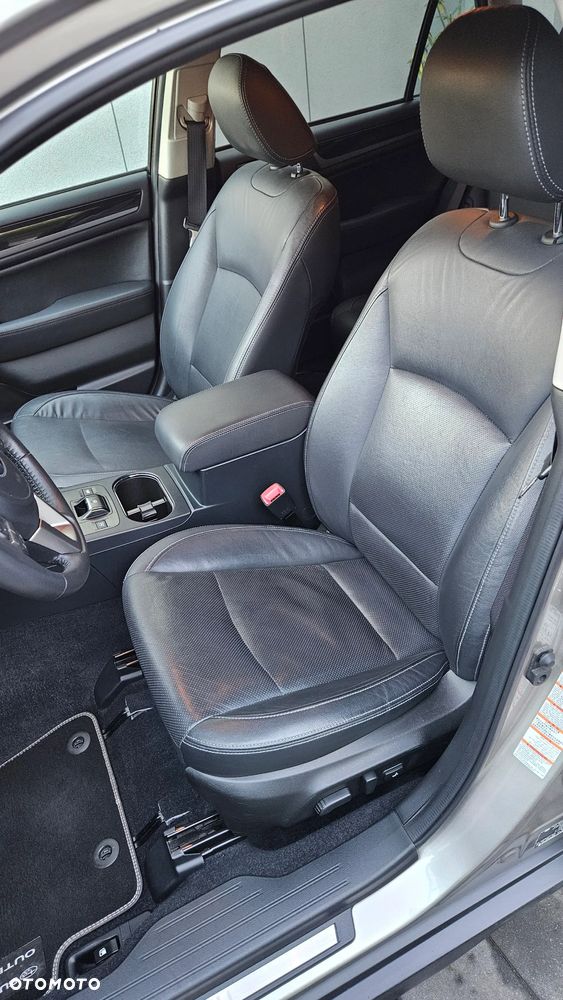 Subaru Outback 2.5i Exclusive - 28
